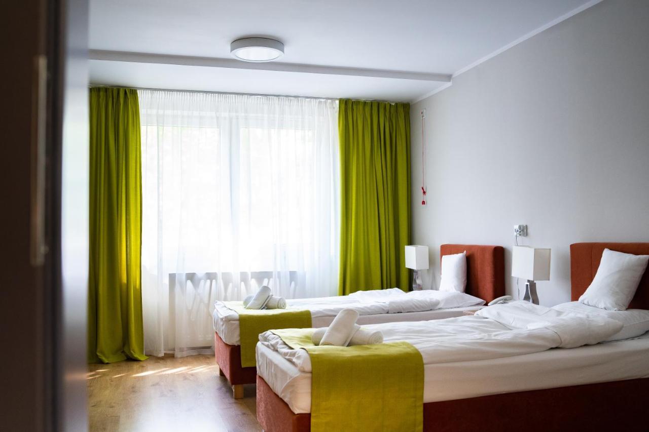 Centrum Rehabilitacji Spolecznej I Zawodowej Zaz Sloneczne Wzgorze ทาร์นูฟ ภายนอก รูปภาพ