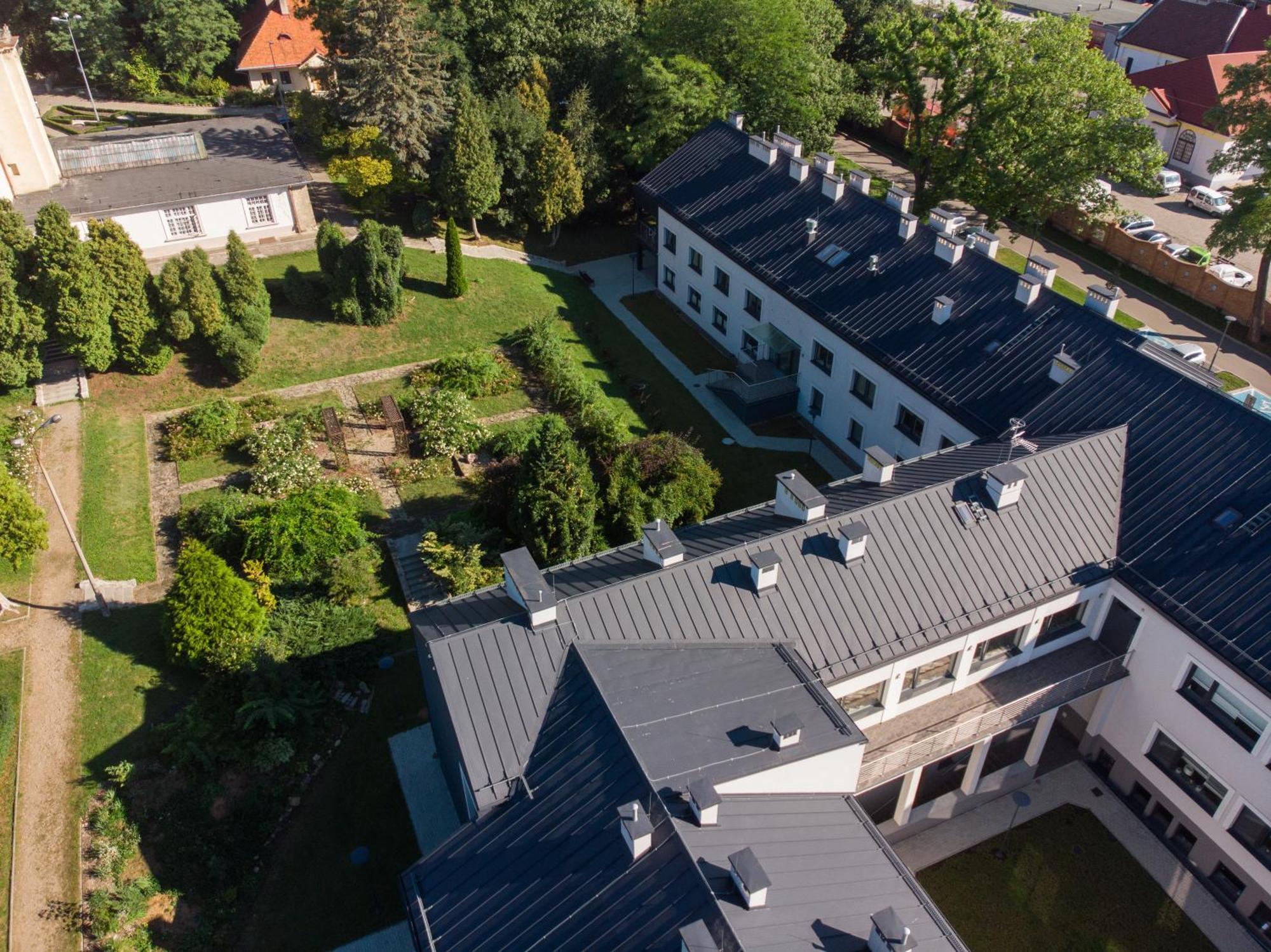 Centrum Rehabilitacji Spolecznej I Zawodowej Zaz Sloneczne Wzgorze ทาร์นูฟ ภายนอก รูปภาพ